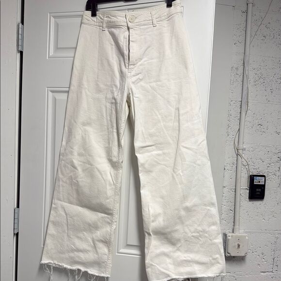 Zara White Flare Wide Leg Jeans Size 8 NEVER WORN - Picture 1 of 4